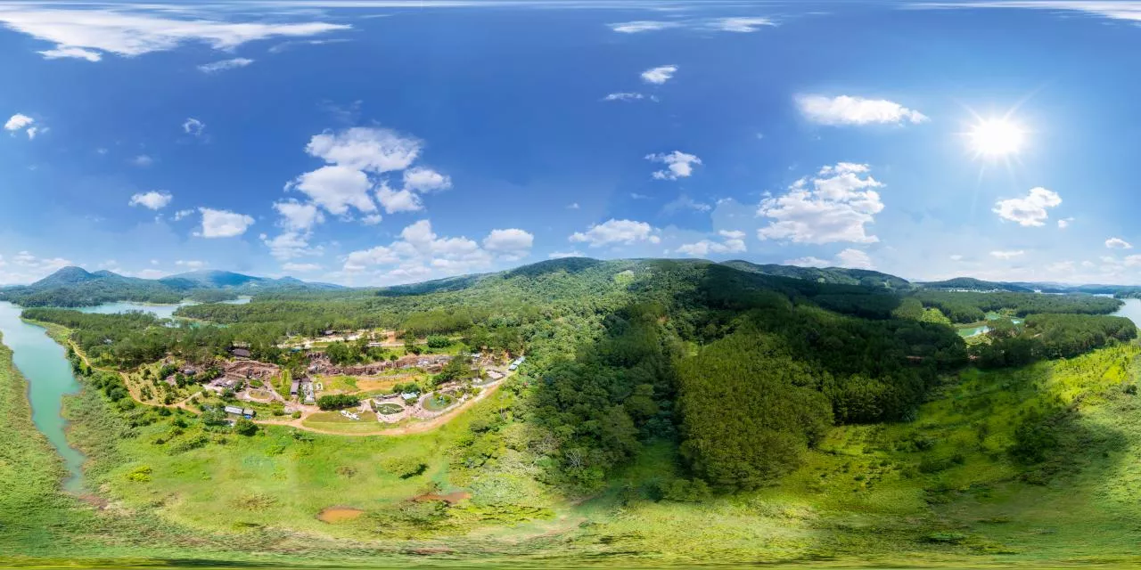 Đường Hầm Điêu Khắc