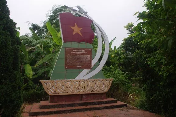 Sở chỉ huy dã chiến trung đoàn 921