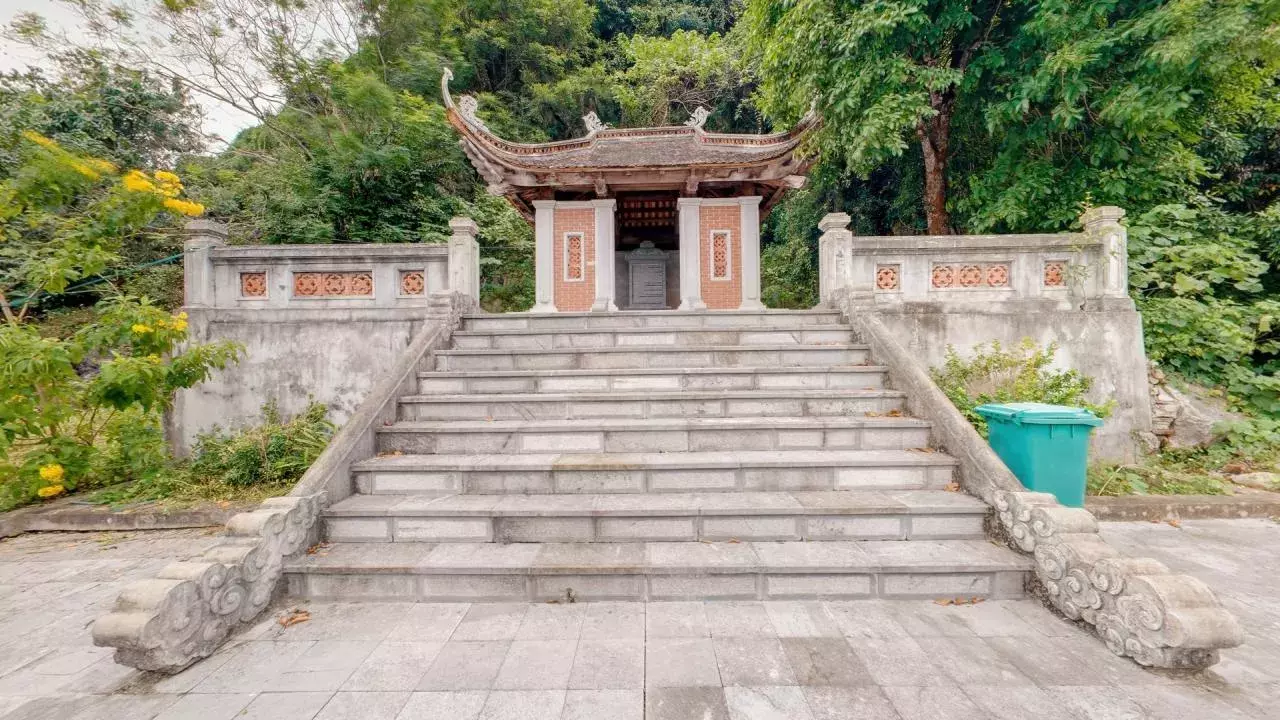 Di tích Lò Cao Kháng Chiến Hải Vân