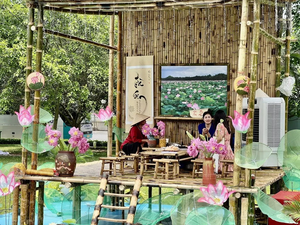 Hà Nội phát triển sản phẩm du lịch đặc sắc, thu hút du khách nội địa và quốc tế