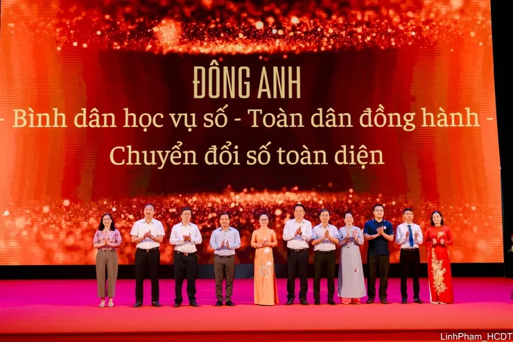  Xã Đông Anh phấn đấu trở thành điểm sáng trong phong trào “Bình dân học vụ số” của Thủ đô và cả nước